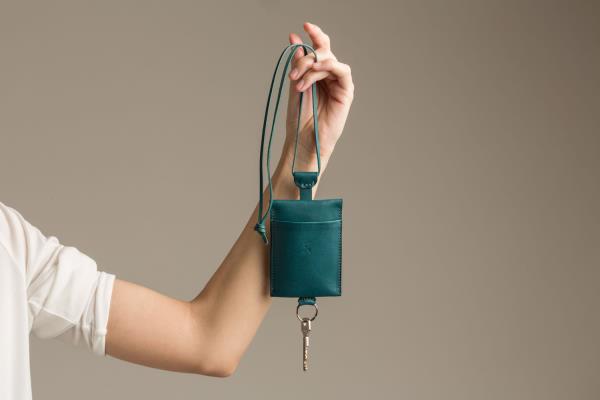 Lucie Telecká Leatherworking