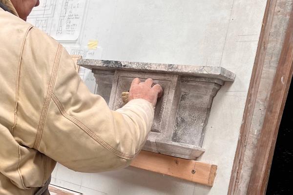 Four Crowns Scagliola making