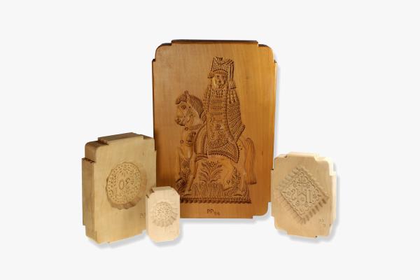 Petra Plestenjak Podlogar Wooden composition