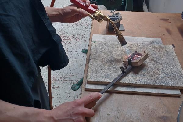 Katrin Spranger Metal sculpting