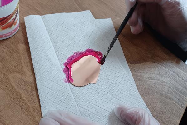 Katrin Spranger Metal sculpting