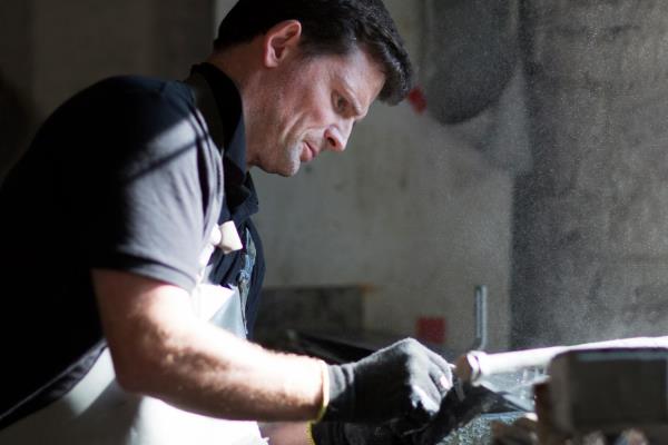 Eric Byrne Stone sculpting