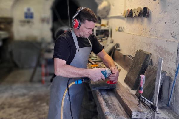 Eric Byrne Stone sculpting