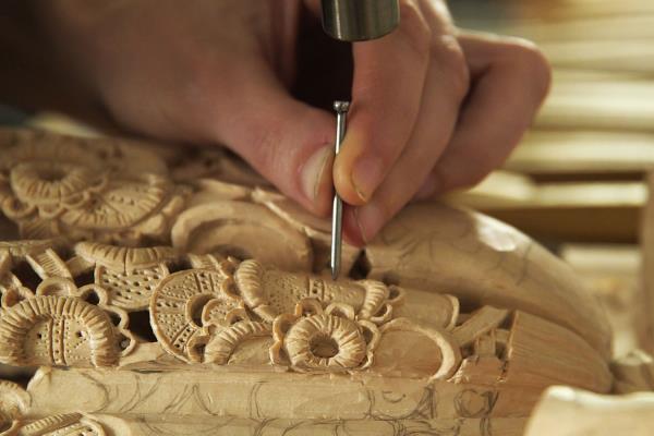 Clunie Fretton Wood carving