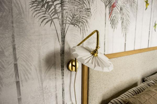 Anne-Charlotte Saliba Piléa wall light