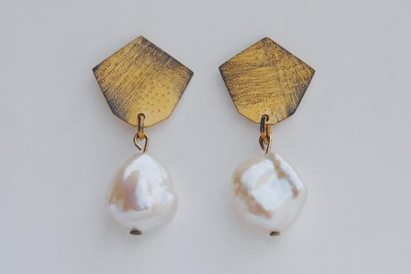 Katy Gillam-Hull Pearl drop earrings