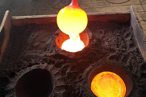 Tchai Munch Glassblowing