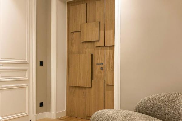 Line Pierron & Raphael Cuevas Porte Victor