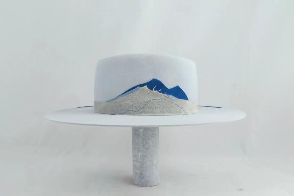 Sofia Caldas Blue Mountain