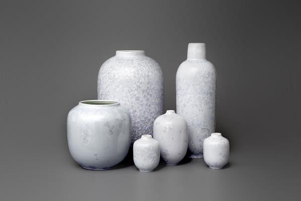 Milan Pekař Volume – white crystal glaze