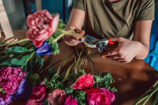 Nunzia Guerino Flower designing