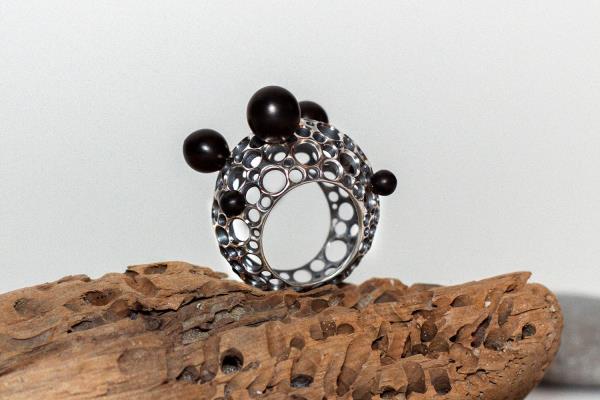 Sergei Novikov Full moon (ring)