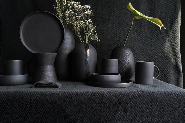 Svitlana Sholomitska & Ivan Kozik Oval vase