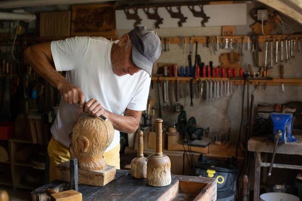 Frank E. Mark Luzein