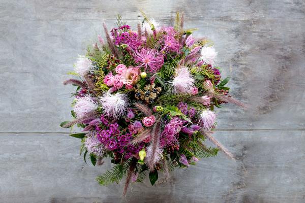 Nicolai Bergmann Japanese chrysanthemum