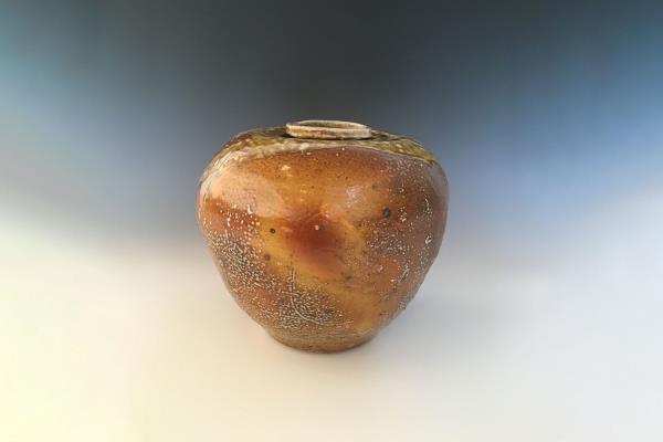 Marcus O’Mahony Side-fired vase
