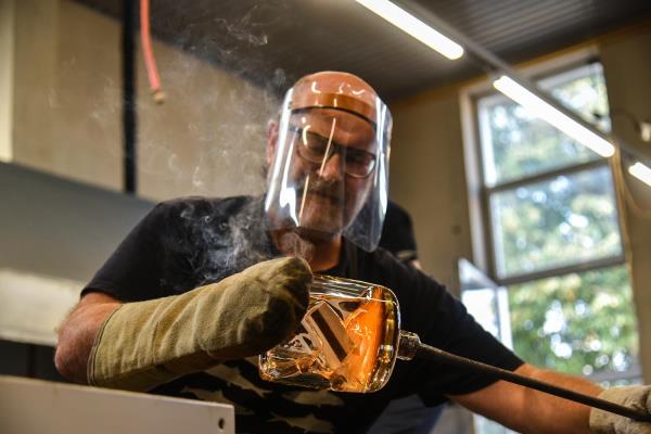 Remigijus Kriukas Glass sculpting