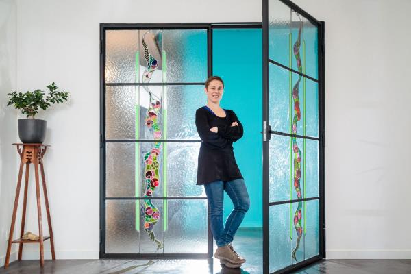 Veerle Verschooren Stained glass making