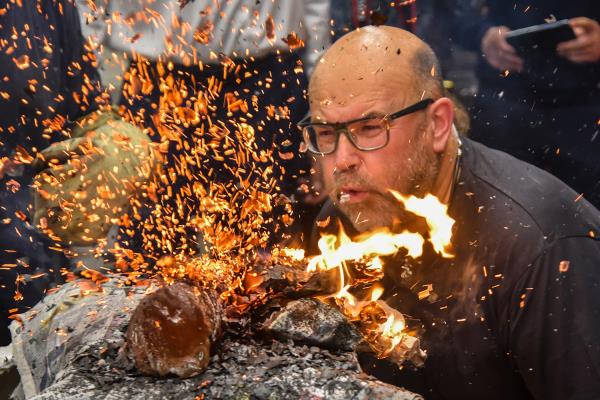 undefined Glass blowing and shaping workshop