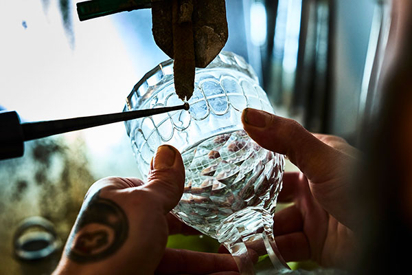 Patrick Roth Glass sculpting