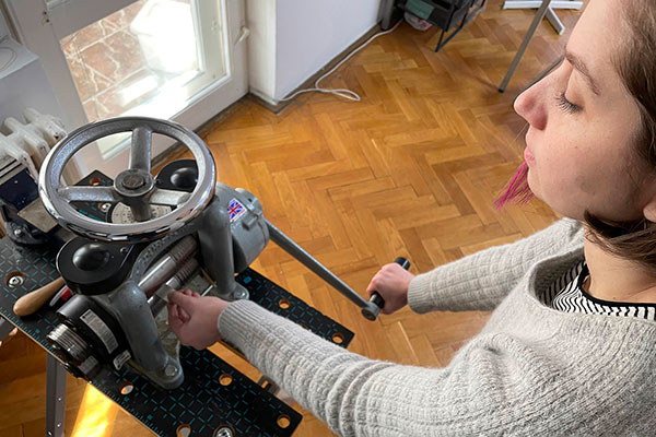 Alexandra Ungurelu Jewellery making