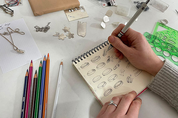 Alexandra Ungurelu Jewellery making