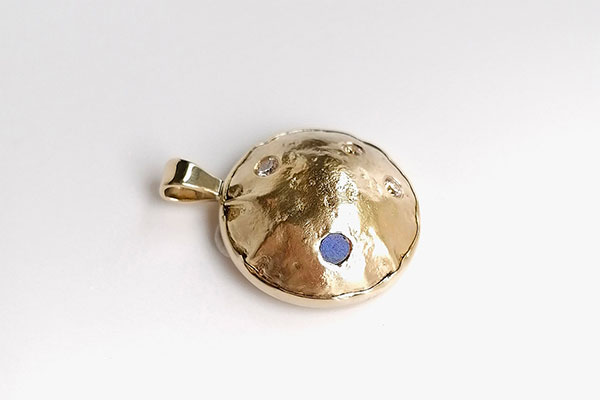 Alexandra Ungurelu Moon Full of Diamonds