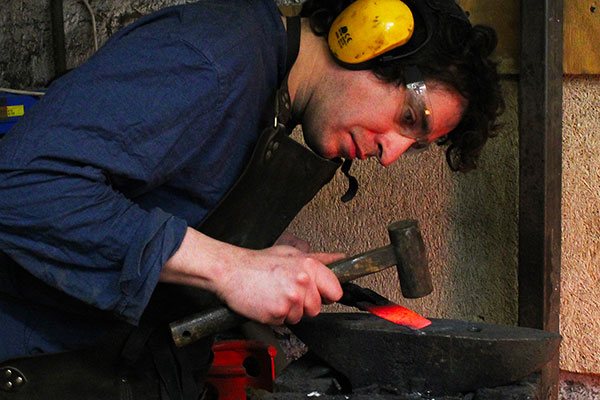 Alexander O'Neill Knife making