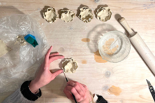 Diana Cojocaru Porcelain crafting