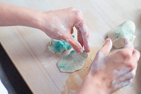 Diana Cojocaru Porcelain crafting