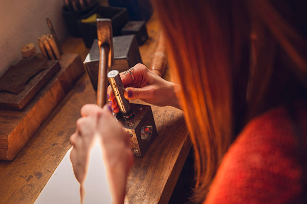 Mariana Schwedt Vellano Jewellery making