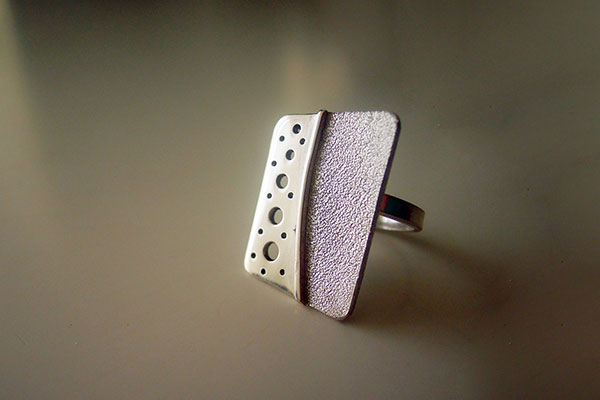 Mariana Schwedt Vellano Trap ring