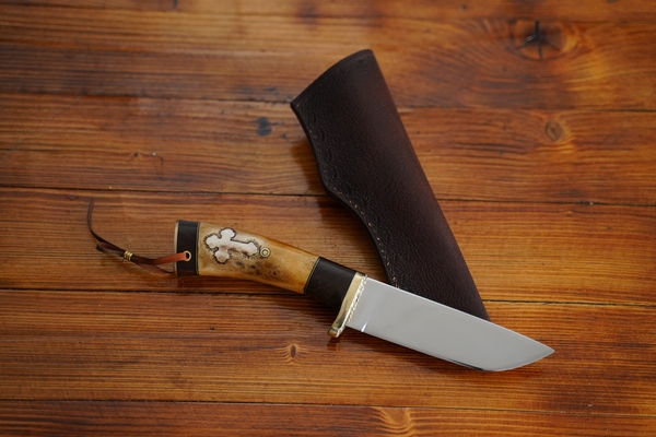 Dalibor Trkulja Painted hunting knife