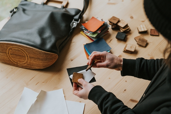 Karen Häcker Bag making