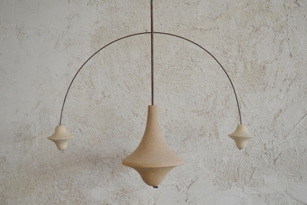 Marcela Paz Undurraga Levitate