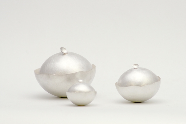 Josefa Castro Lunar Bowls