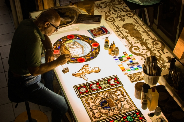 Massimo Travagli Stained glass making