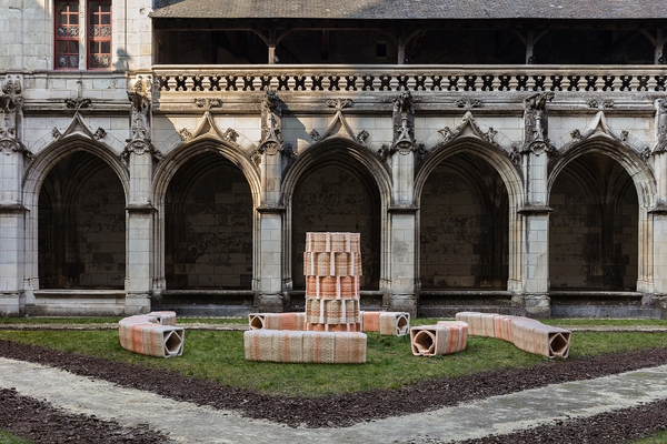 Élodie Michaud & Rébecca Fezard Première Mue