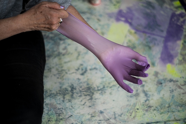 Suleika Ulmen Carpet making