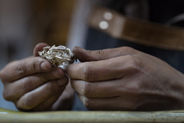 Lucía Nieves Cortés Craft perspectives from the goldsmith's workshop in Puerto Rico