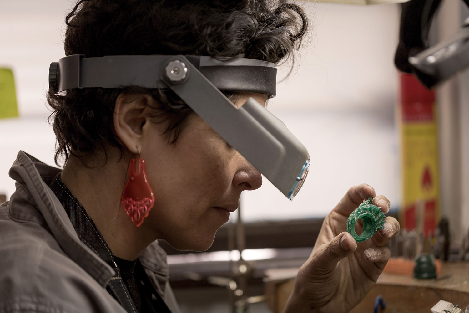 Lucía Nieves Cortés Craft perspectives from the goldsmith's workshop in Puerto Rico